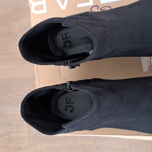 JustFab  Alexis Ankle Boot - Color: Black - Size: 11 - Picture 4 of 9